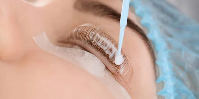 lash-lift-service